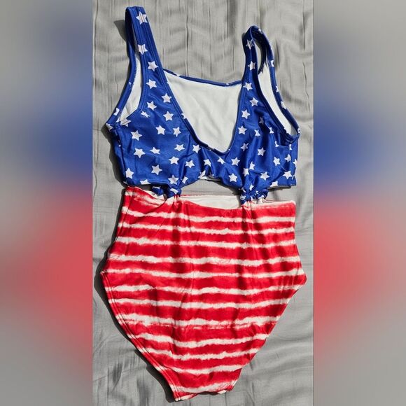 Art Class girls Blue and Red Star Striped Swimsuit L 10/12 - Picture 4 of 4